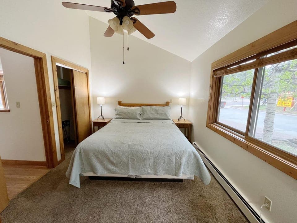Cabin Suite Cabin in Woodland Park