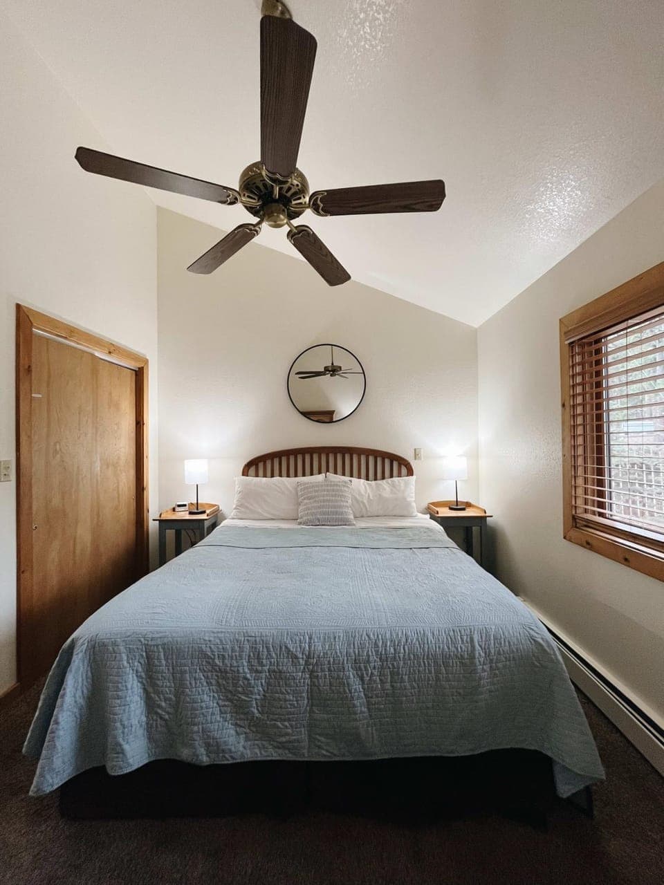 Cozy Cabin close to downtown Woodland Park Cabin in Woodland Park