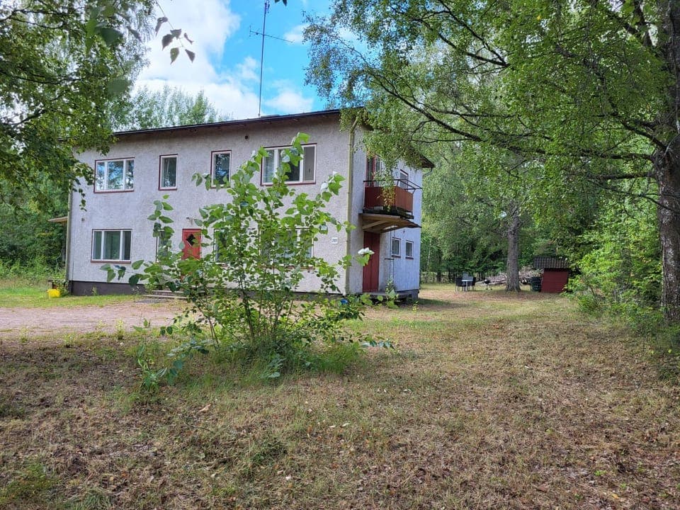 Property building, Garden view