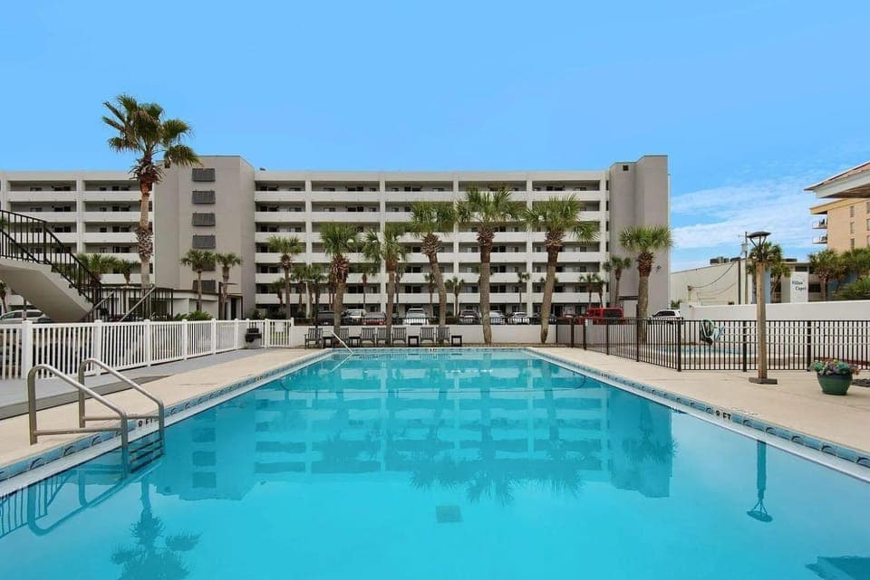 102 Surf Dweller by Alicia Hollis Realtor Rentals - Open March 16th Week House in Okaloosa Island