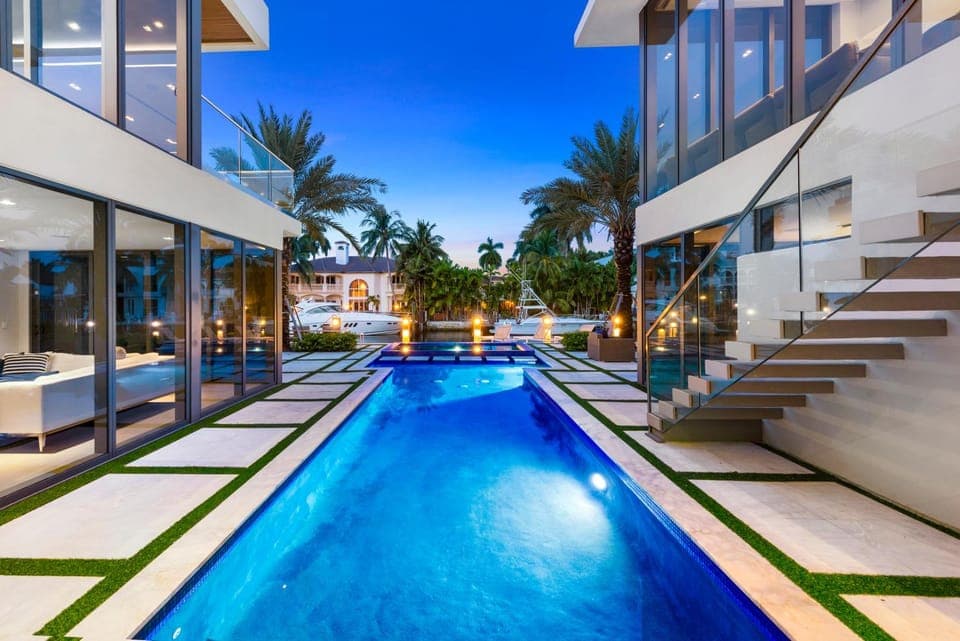 Pool view, Swimming pool