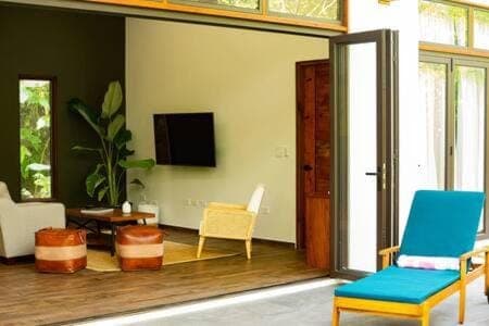 Private Modern Villa Near Resort District Villa in Cayo District