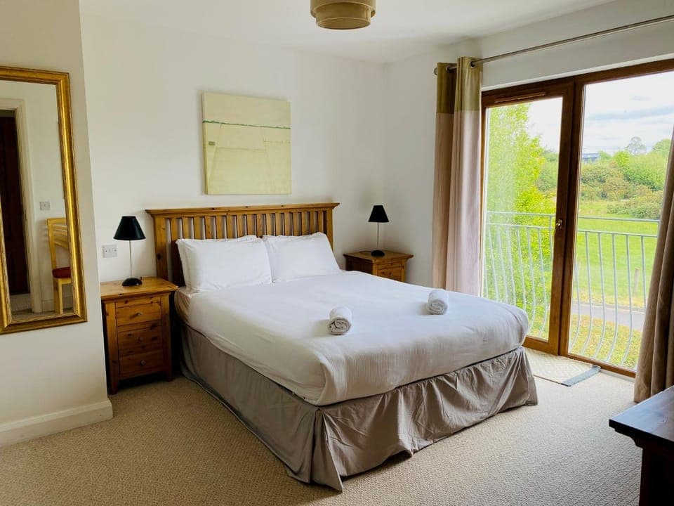 Bed, View (from property/room), Balcony/Terrace, Bedroom