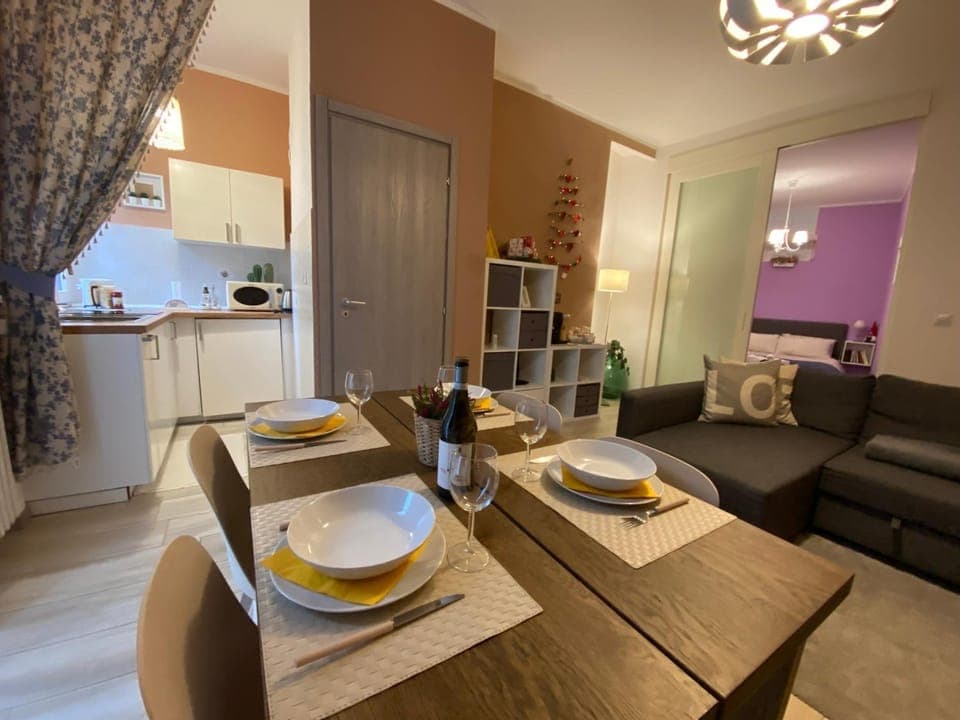 Kitchen or kitchenette, Living room, Dining area