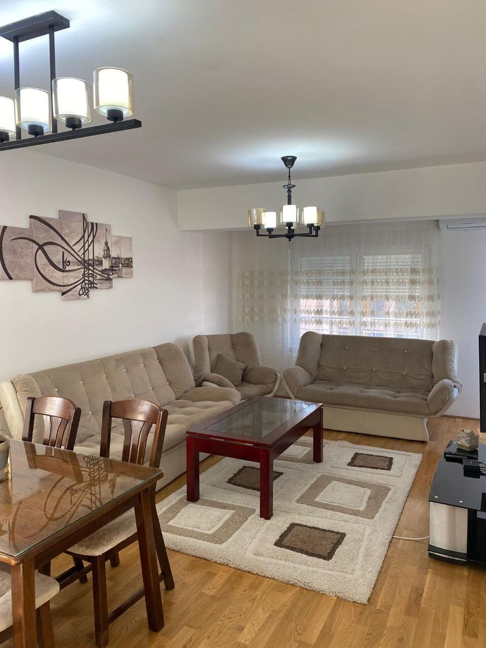 TV and multimedia, Living room, Seating area