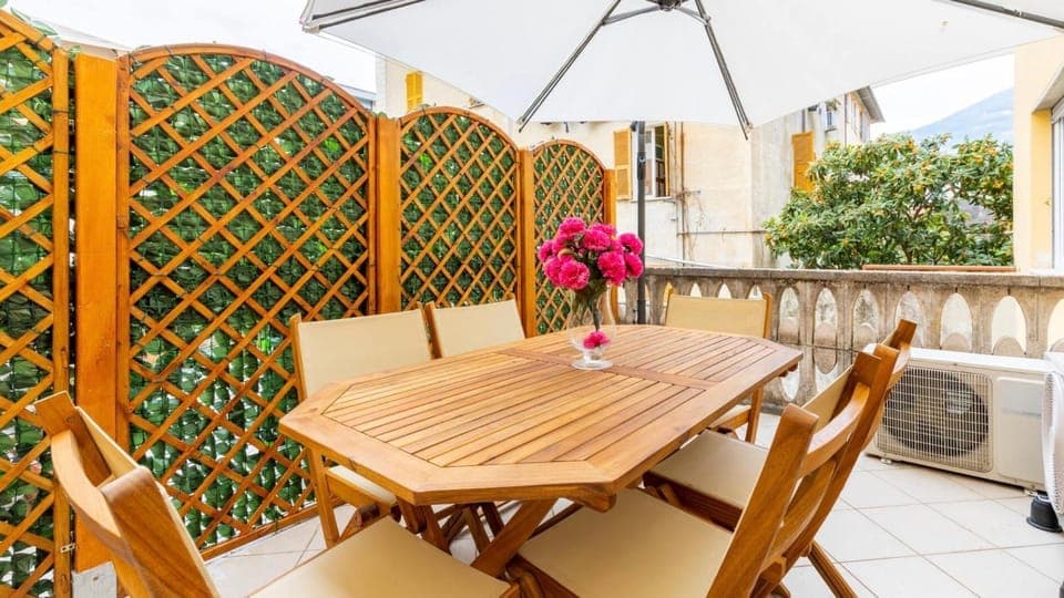 Patio, Balcony/Terrace