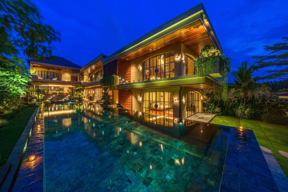 Property building, Night, Pool view, Swimming pool