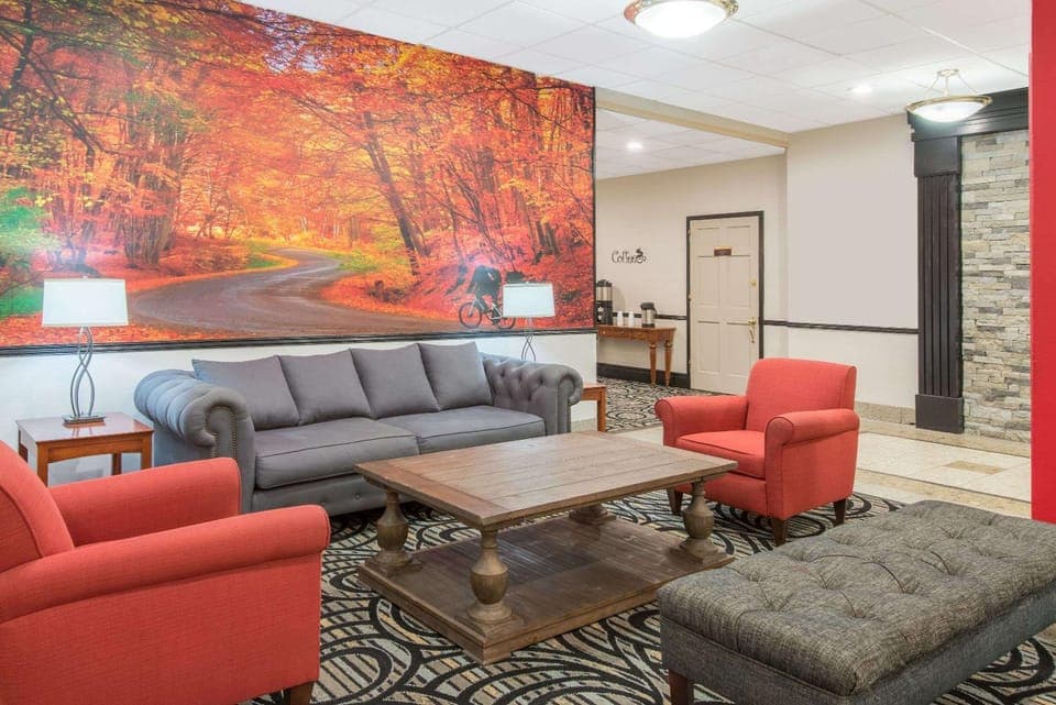 Lobby or reception, On site
