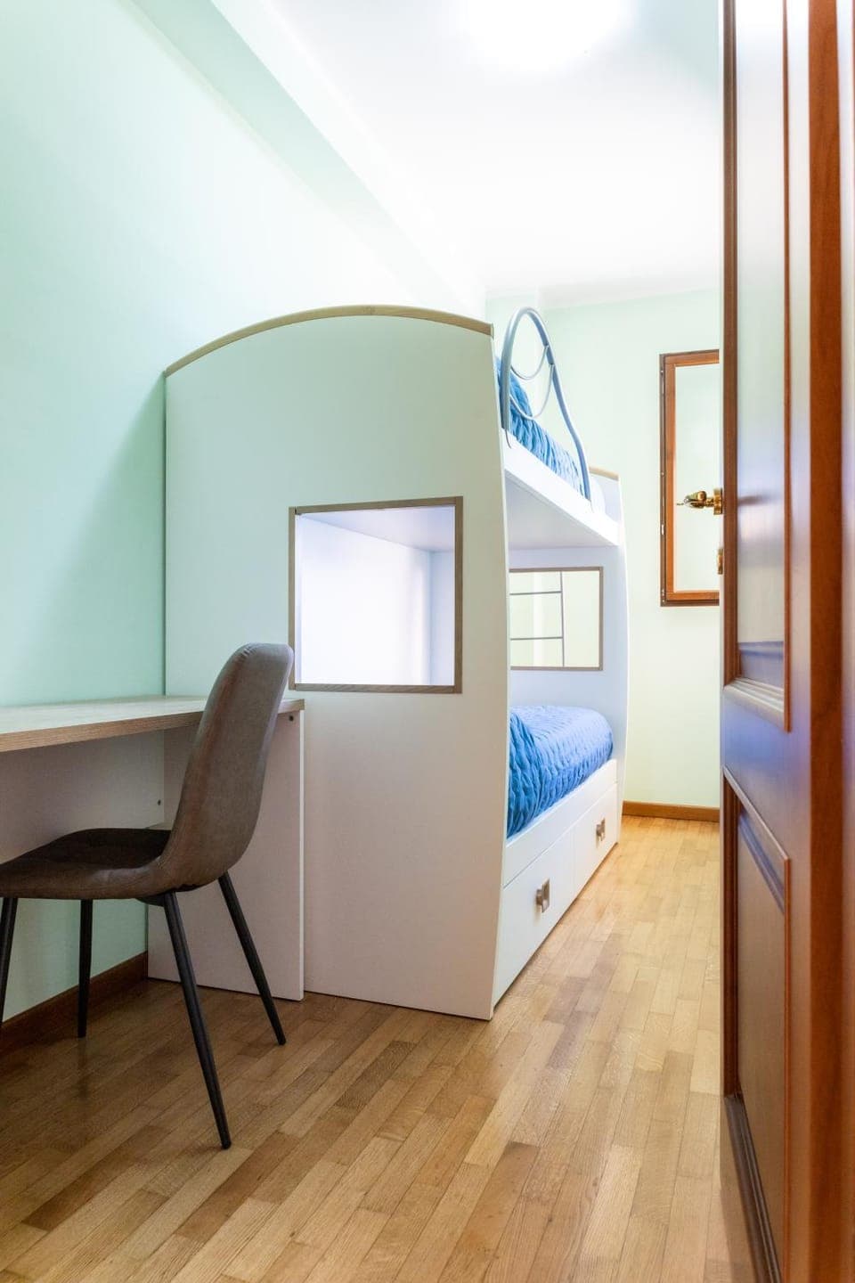 Bedroom, heating, air conditioner