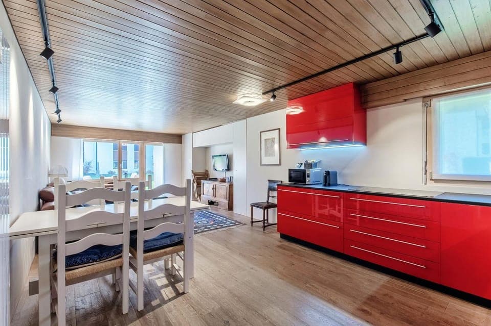 Living room, Seating area, kitchen