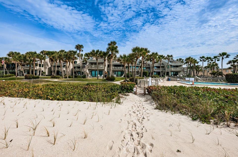 Beachfront Aldea 14 House in Belleair Beach