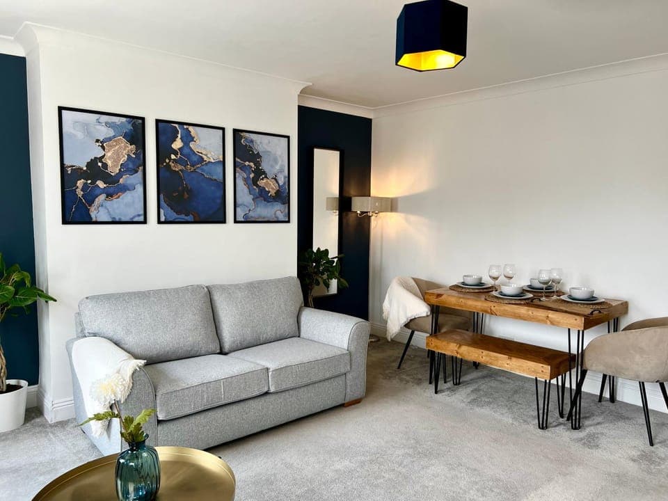 Living room, Seating area, Dining area