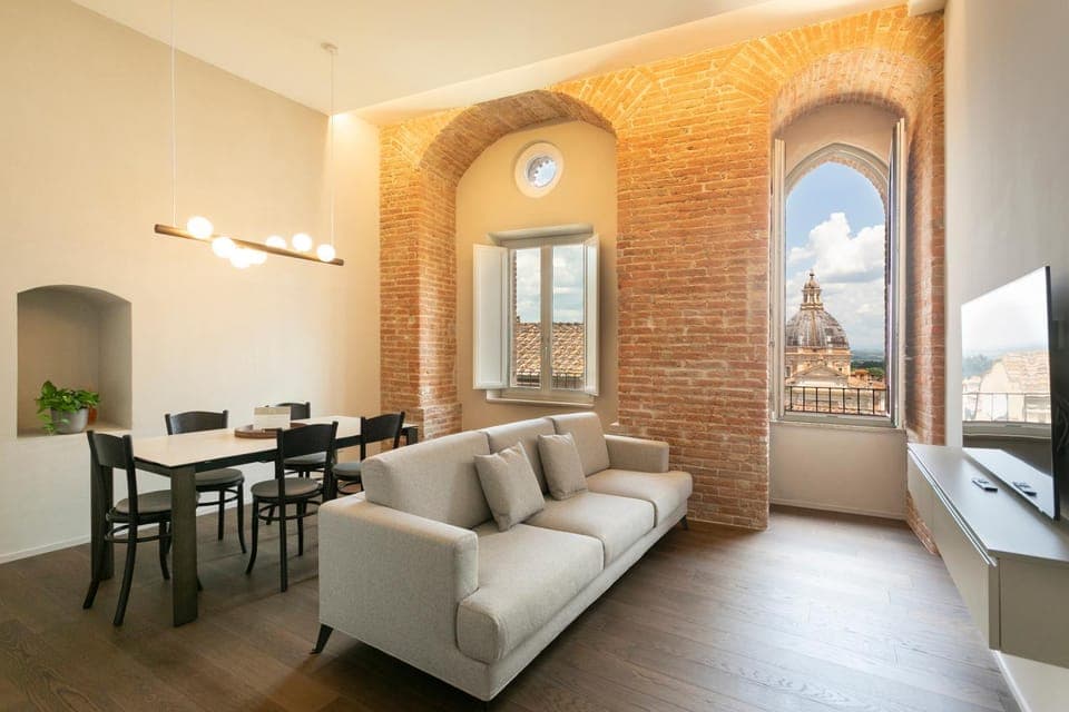 Communal lounge/ TV room, TV and multimedia, Living room, Seating area, Dining area, Evening entertainment