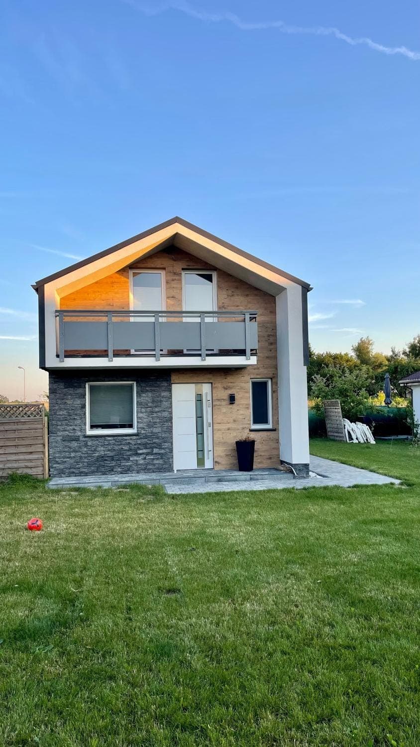 Property building, Garden