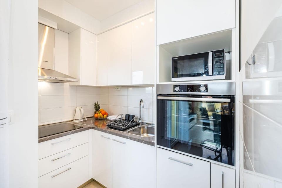 Kitchen or kitchenette, dishwasher, minibar, pet friendly, stove, toaster
