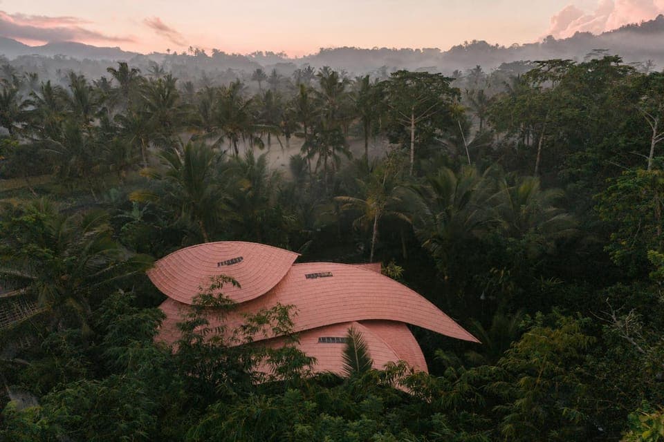 Property building, Bird's eye view