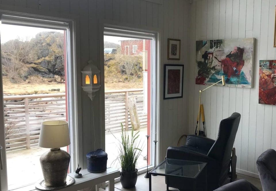 View (from property/room), Balcony/Terrace, Living room