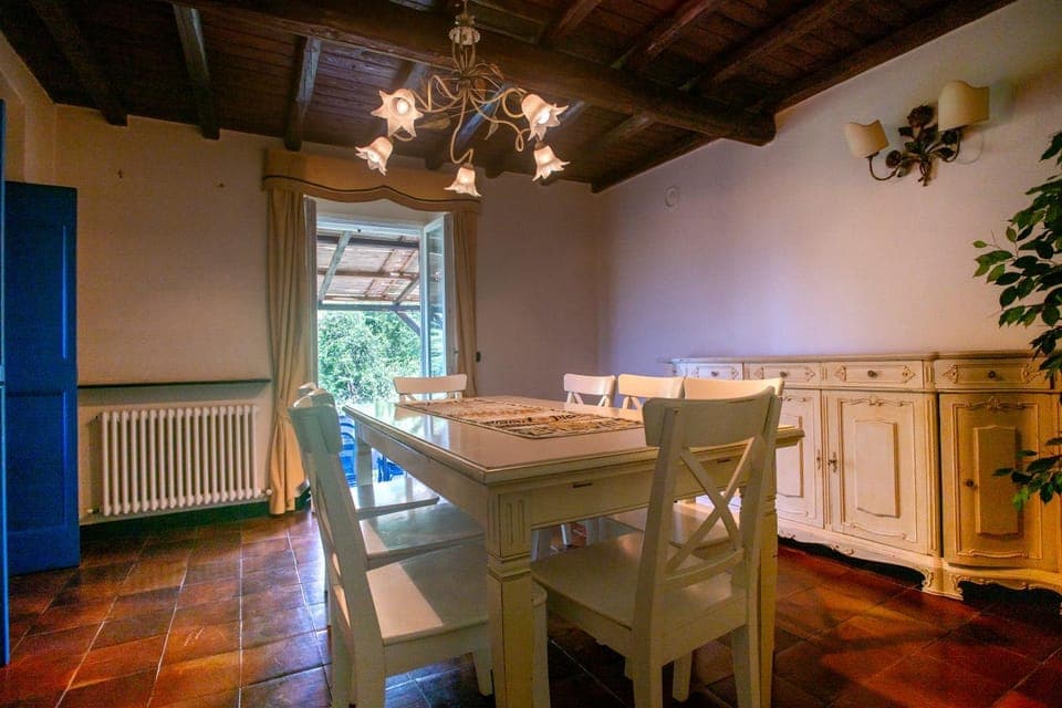 Balcony/Terrace, Seating area, Dining area, hair dresser, internet