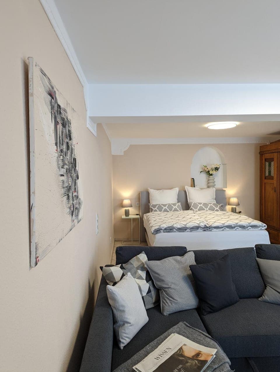 Photo of the whole room