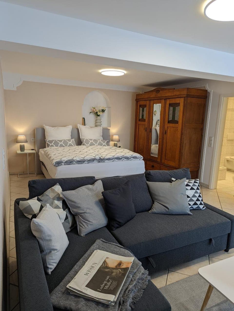 Photo of the whole room