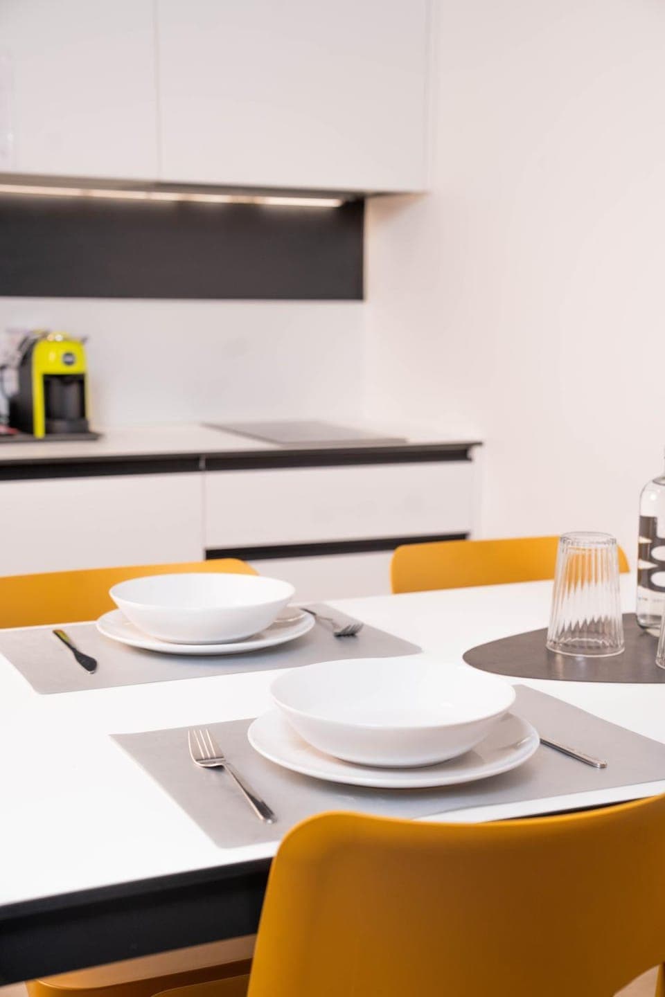 Dining area, kitchen