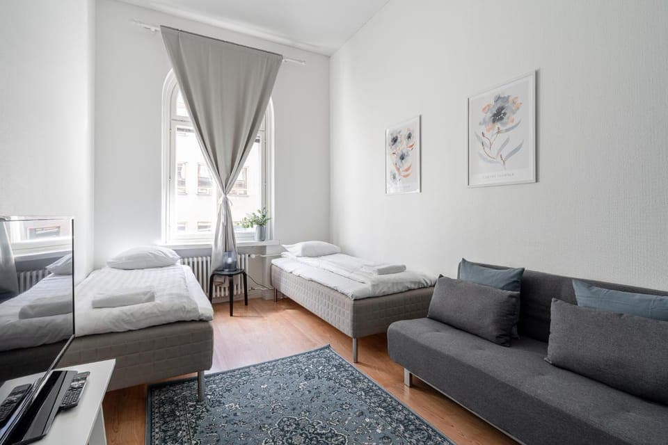 Living room, Other, Seating area, Bedroom