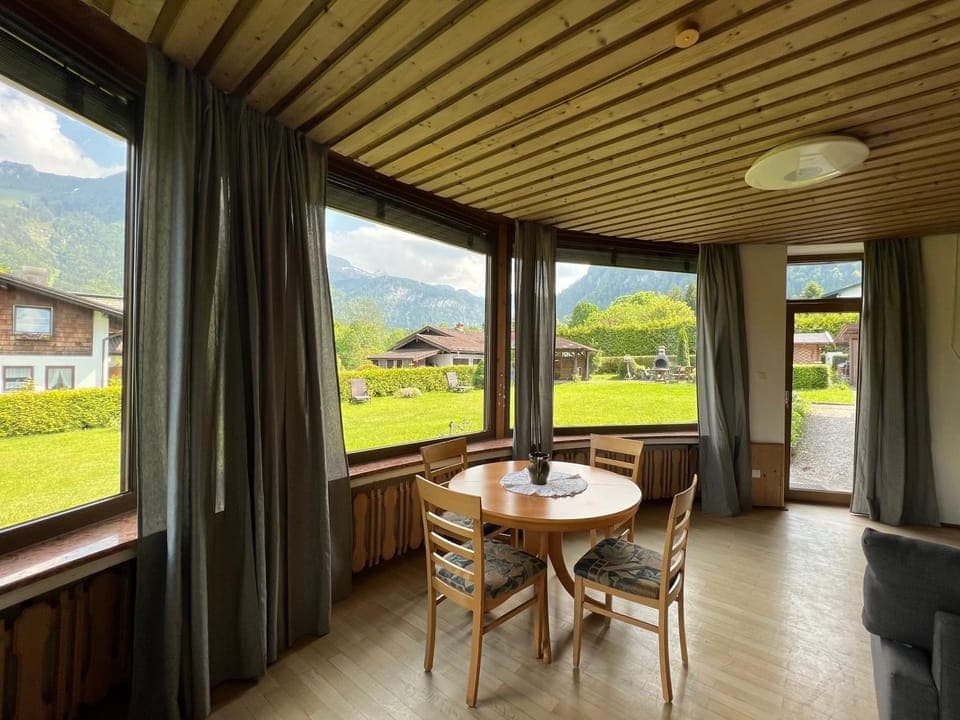Day, Natural landscape, Dining area, Mountain view