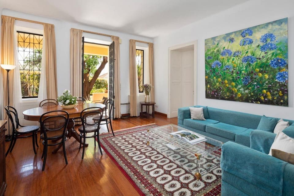 Living room, Seating area, Dining area