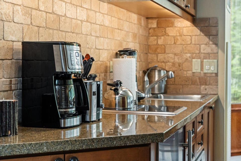 Coffee/tea facilities, Kitchen or kitchenette, toaster