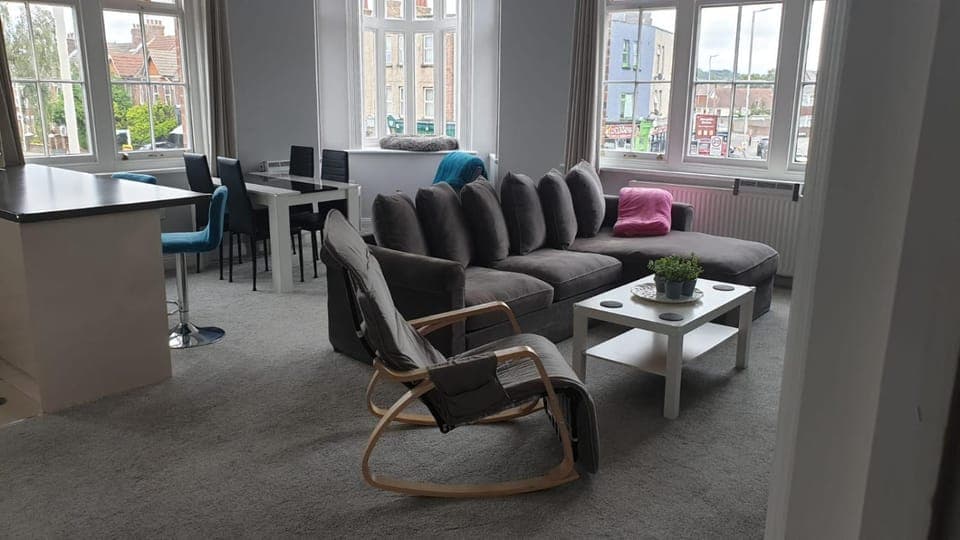 Living room, Seating area