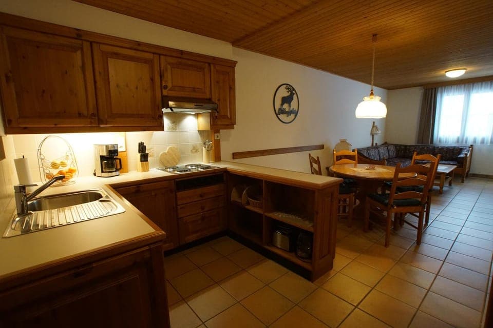 Kitchen or kitchenette, kitchen, kitchen