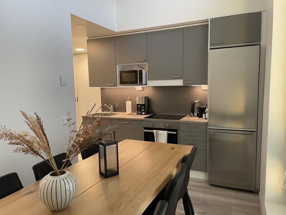 Coffee/tea facilities, Dining area, dishwasher, minibar, pet friendly, stove, toaster, kitchen