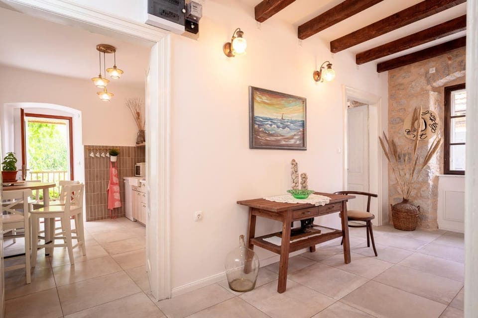 Decorative detail, Breakfast