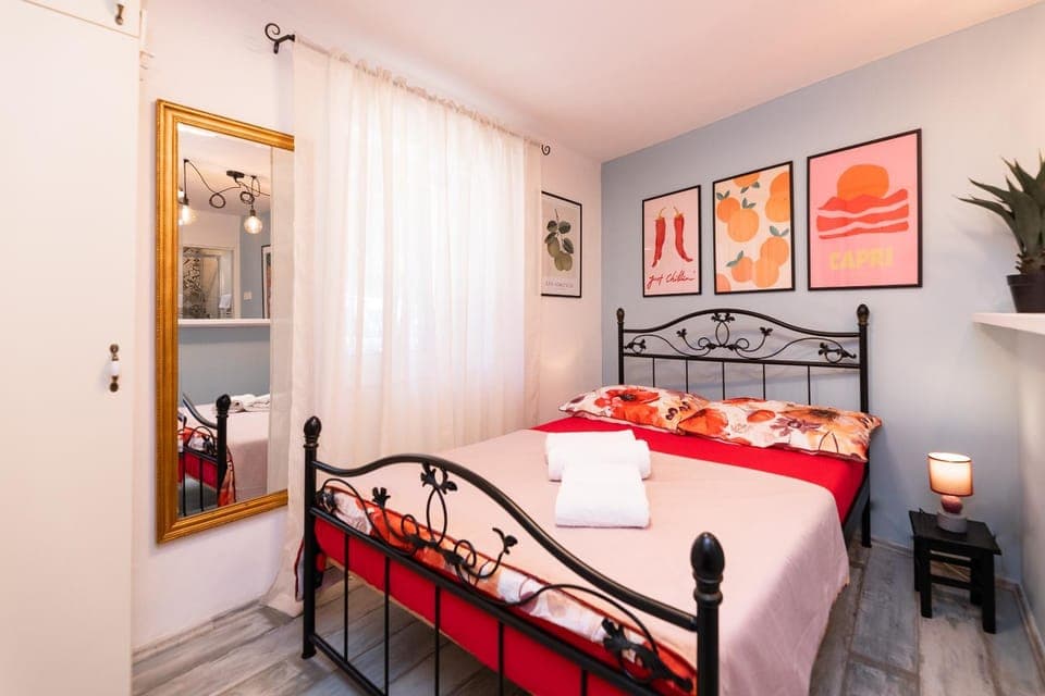 Bed, Bedroom