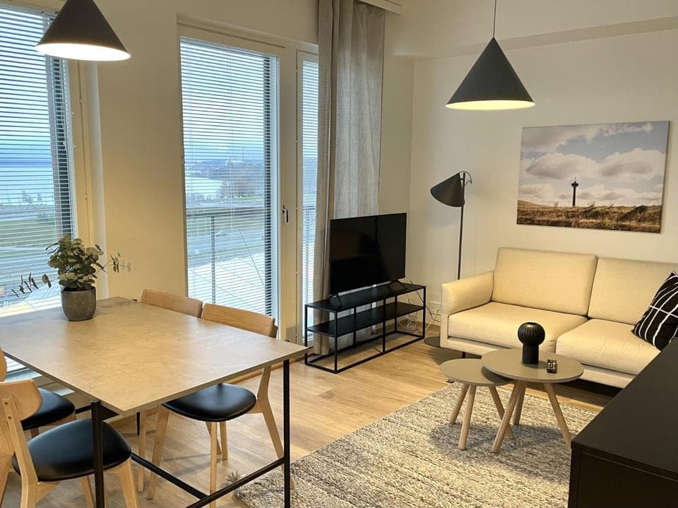 TV and multimedia, Photo of the whole room, Dining area