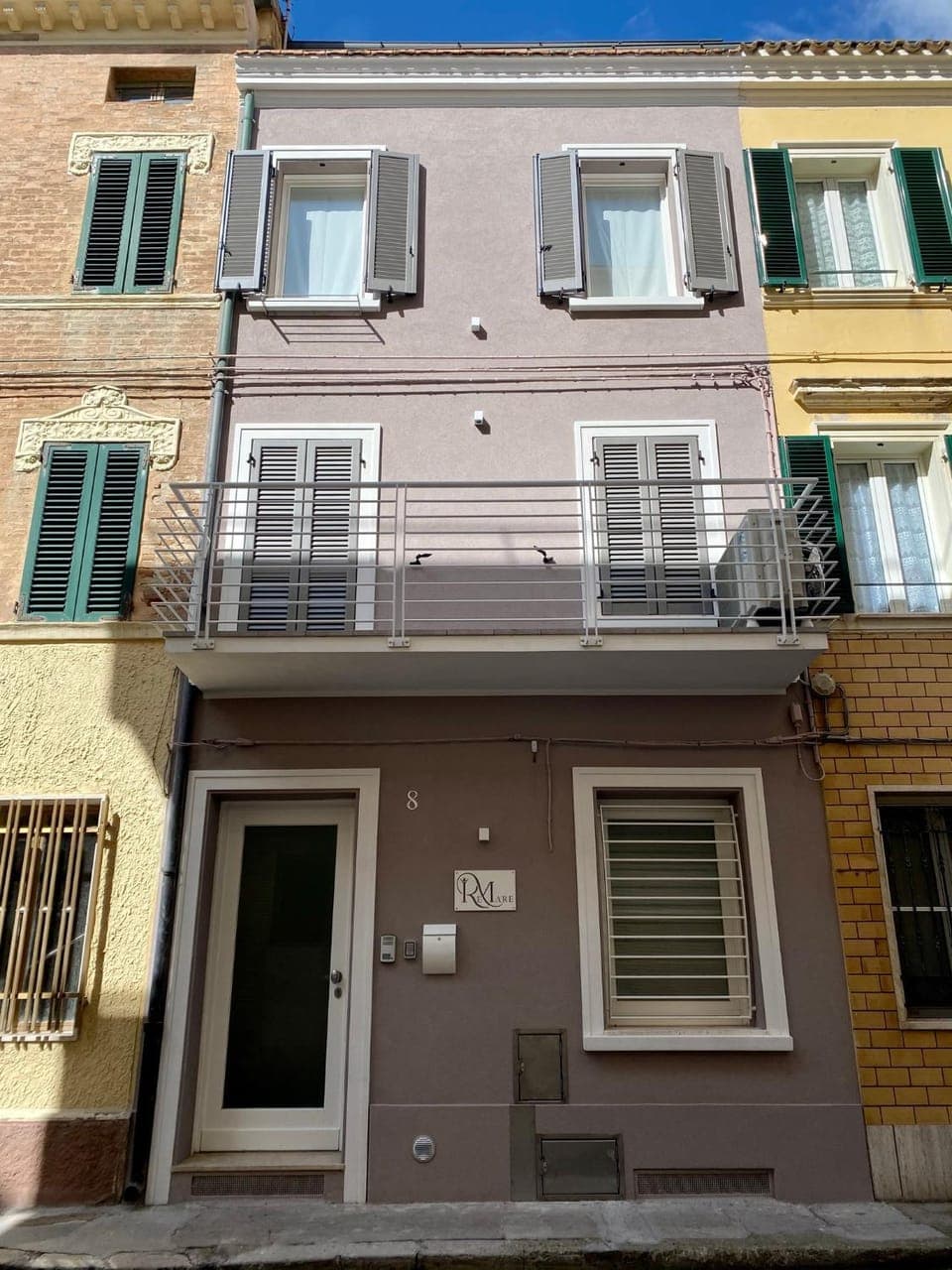 Day, Balcony/Terrace