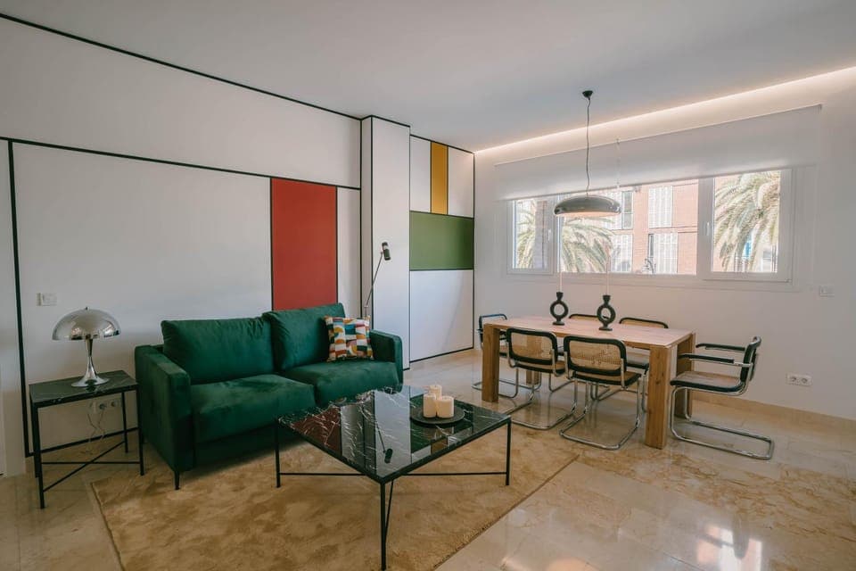 Living room, Dining area