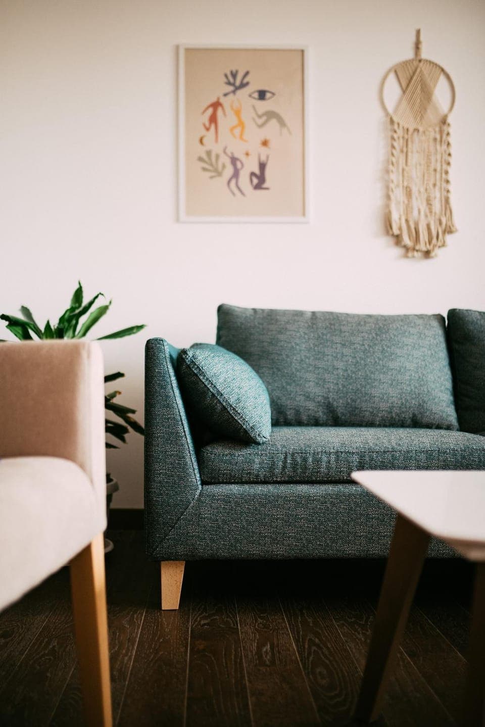 Living room, Seating area