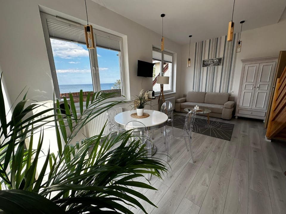 Living room, Sea view