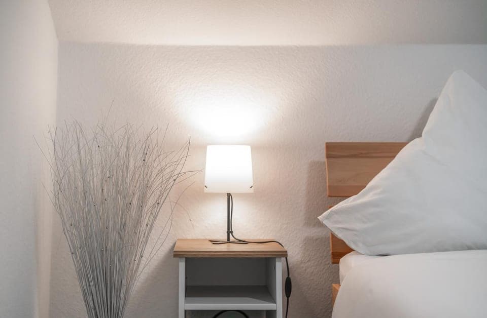 Bed, Photo of the whole room, Decorative detail, Bedroom