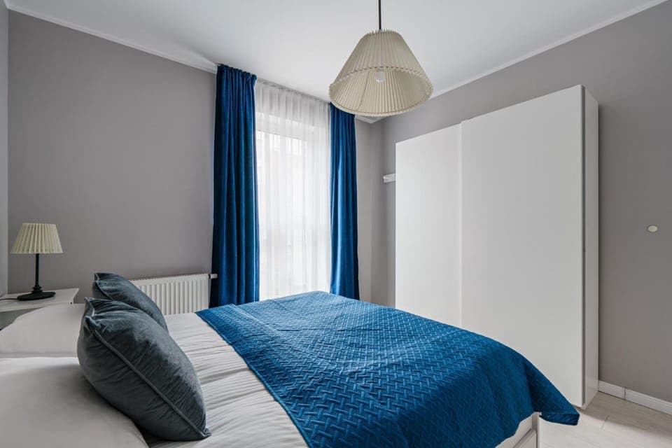 Bed, Photo of the whole room, Bedroom, wardrobe