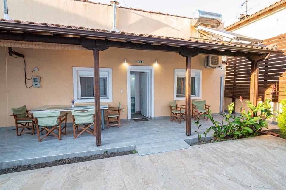 Property building, Balcony/Terrace