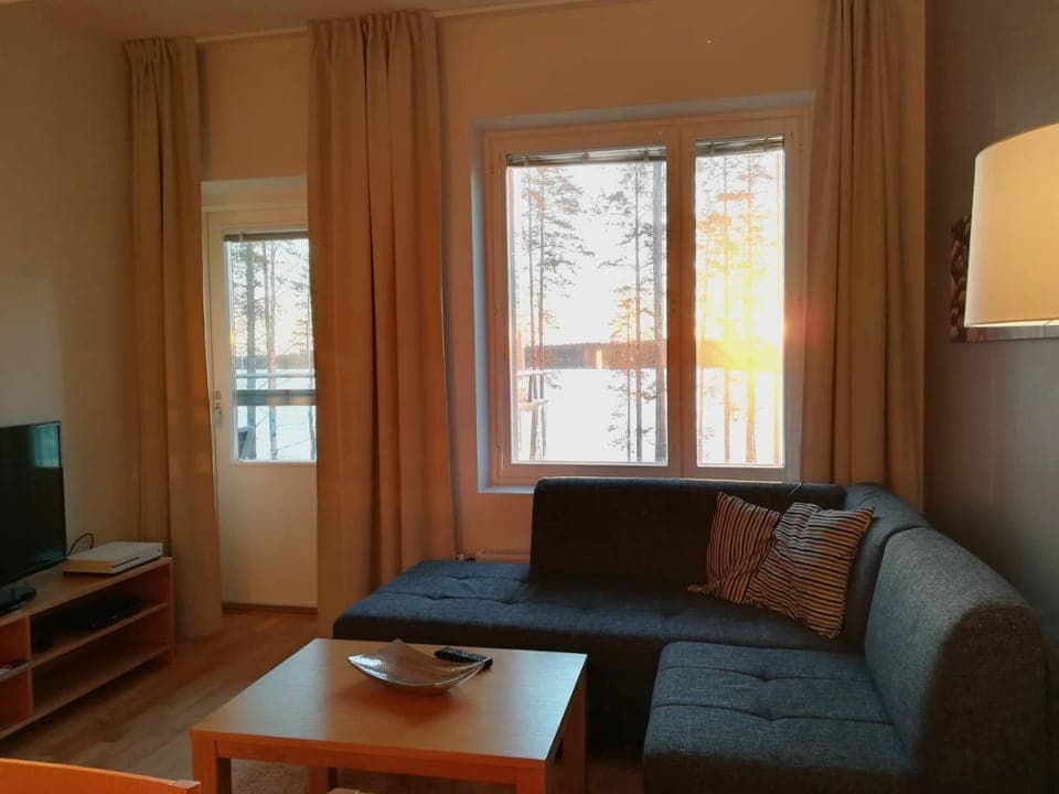 TV and multimedia, Living room, Seating area, Sunrise