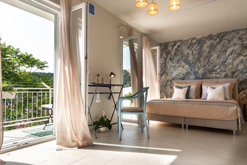 Bed, View (from property/room), Bedroom