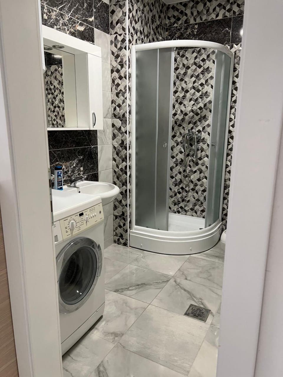 Shower, Bathroom, washing machine