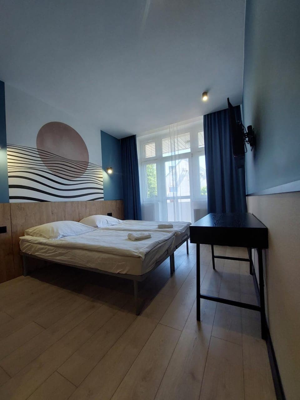 Photo of the whole room