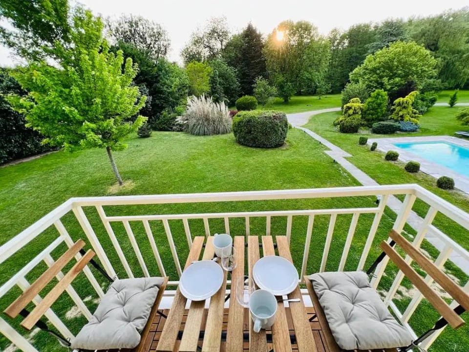 Garden, Balcony/Terrace