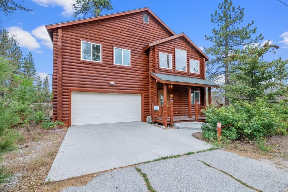 Property building, Spring, Day, Summer