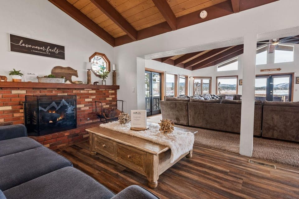 Living room, Seating area, flat iron