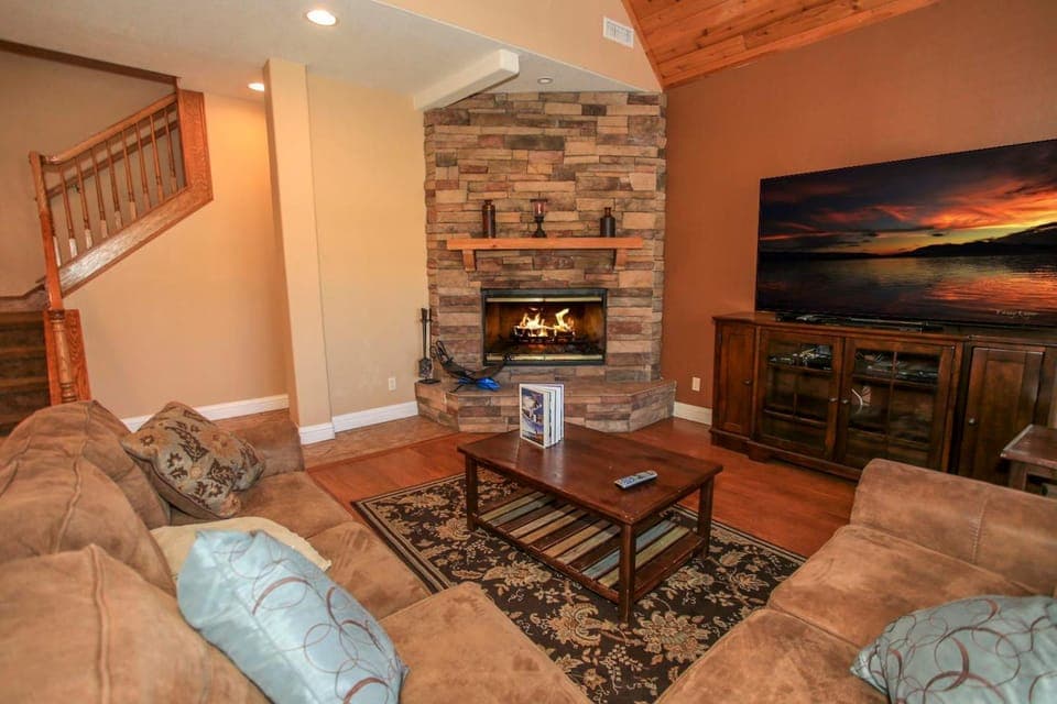 Living room, Seating area, flat iron